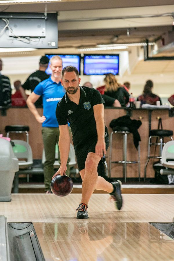 Stockholm All Stripes bowling - Niklas